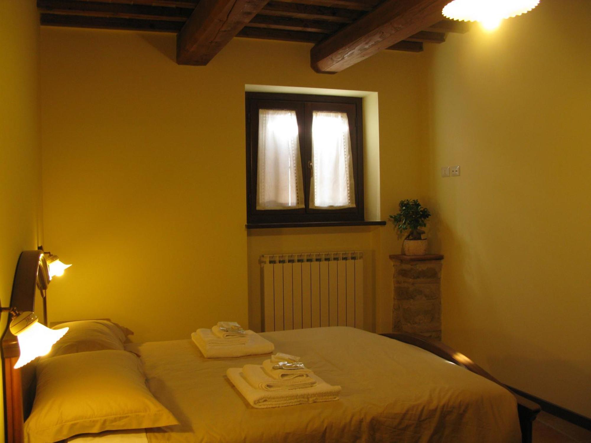 Pietra Maula Agriturismo Кастельраймондо Экстерьер фото