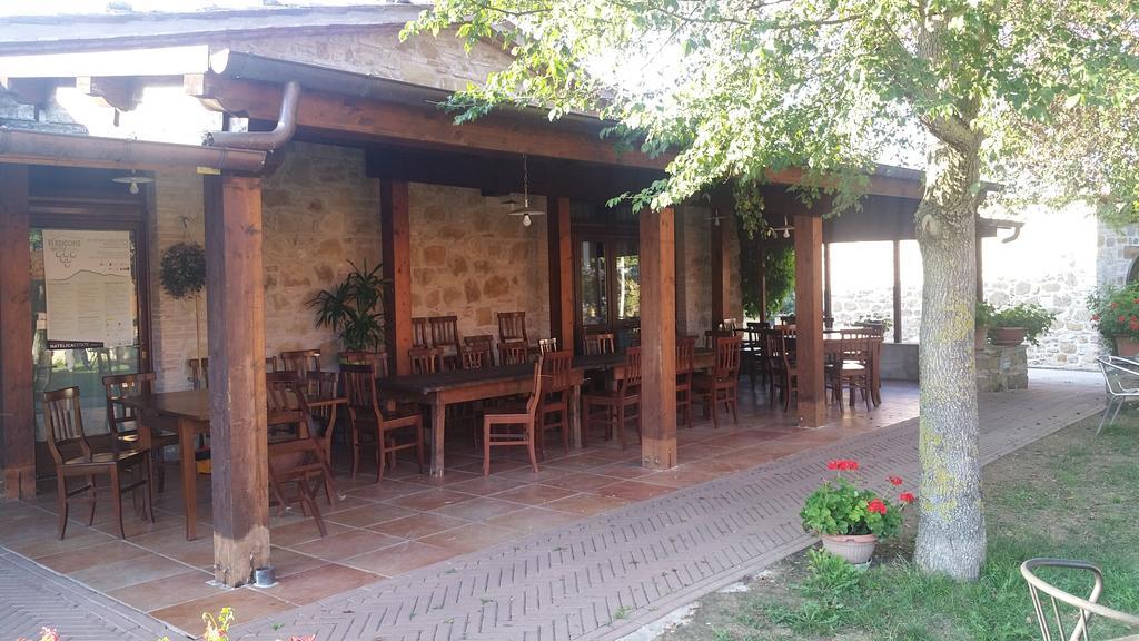 Pietra Maula Agriturismo Кастельраймондо Экстерьер фото